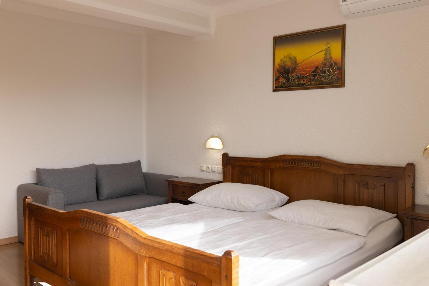 Gostisce Pri Dveh Petelinih Hotel Bled Exterior photo